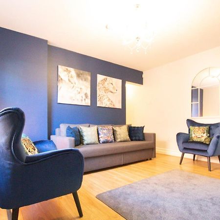 Lord Street - 2 Beautiful Apartments - Sleep Up To 14 Guests - By Rework Accommodation Честер Екстер'єр фото