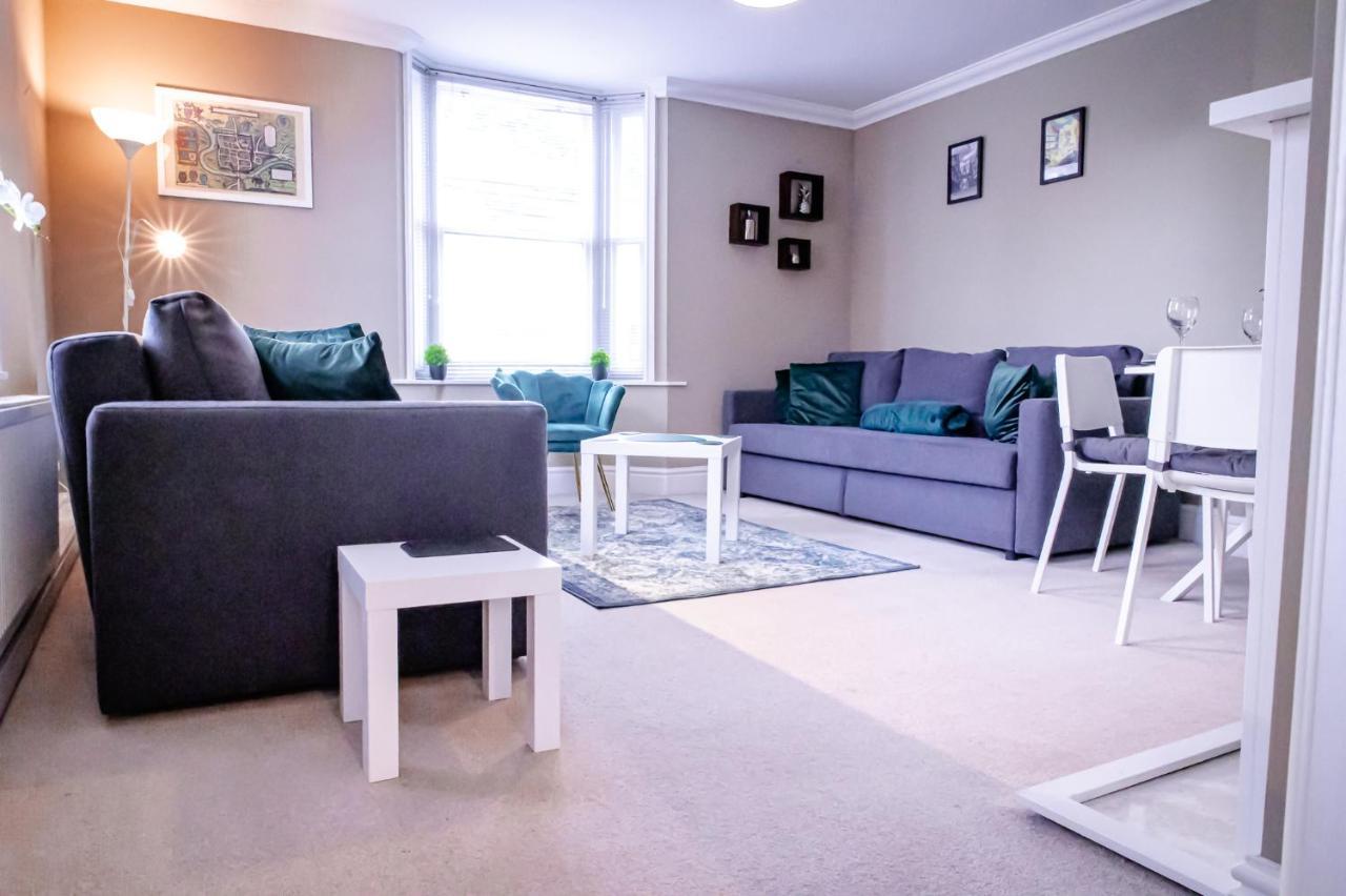 Lord Street - 2 Beautiful Apartments - Sleep Up To 14 Guests - By Rework Accommodation Честер Екстер'єр фото